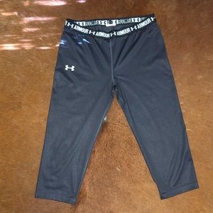 Women’s Under Armour loose fitting Yoga Pants